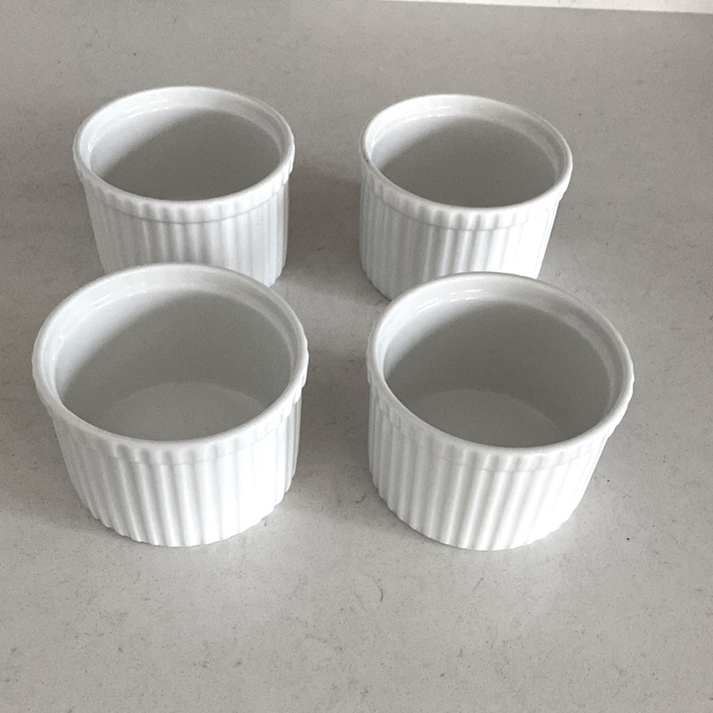 Crate‎ & Barrel Porcelain for Creme Brulee Souffle Baking White Set of 4
